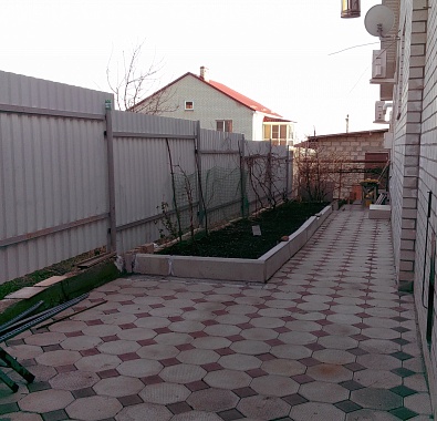 Дом Ю/З район